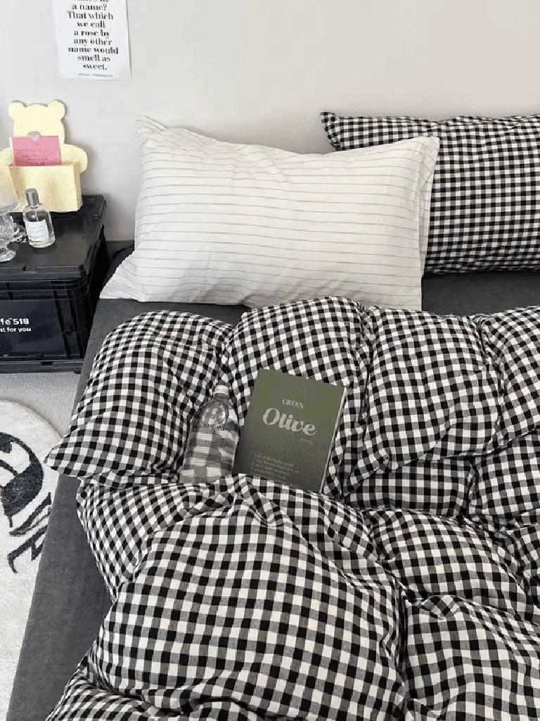 Cotton Small Gingham Bedding Set - Black