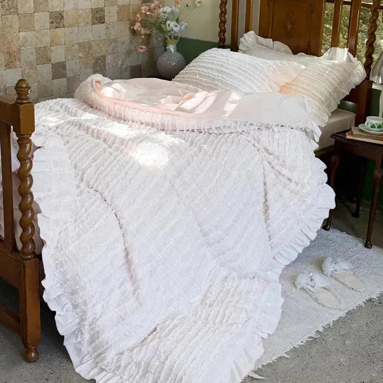 Cotton Clip Striped Bedding Set