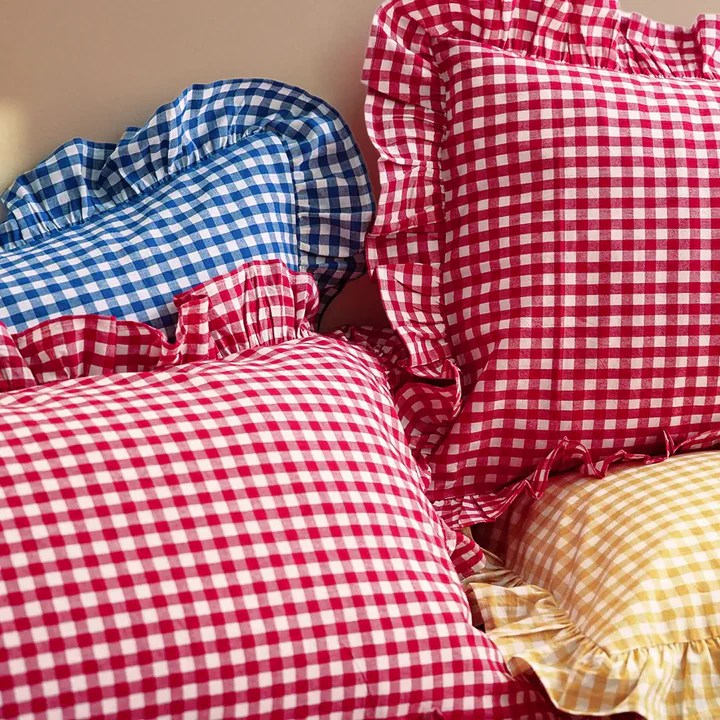Rustic Gingham Duvet Cover with Ruffle - Red
