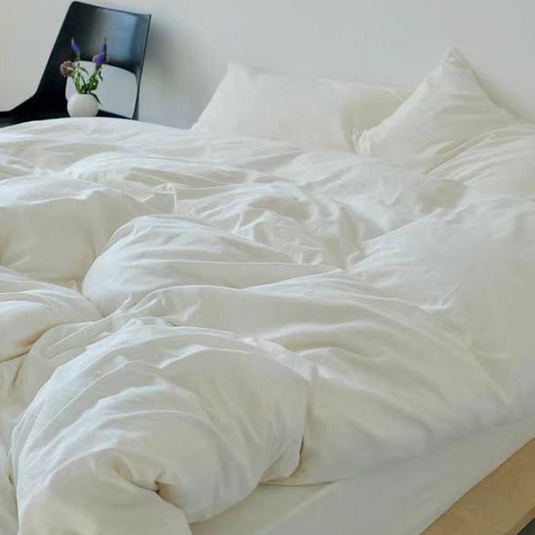 Pastel Color Duvet Cover - White