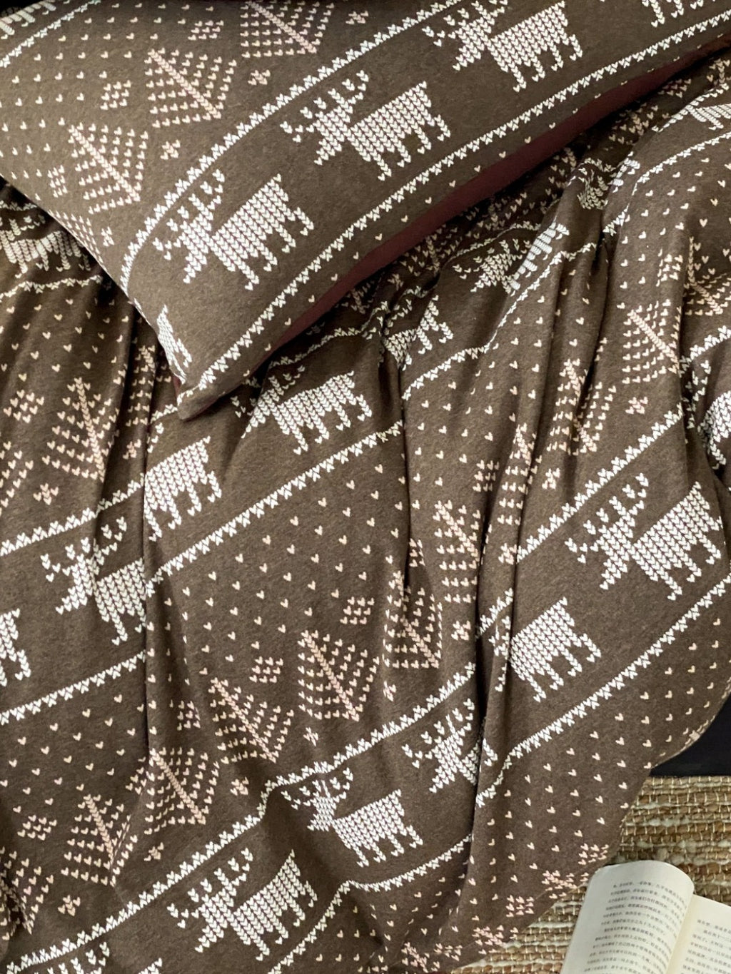 Alpine Fair Isle Cotton Jersey Bedding Set original reference image 15