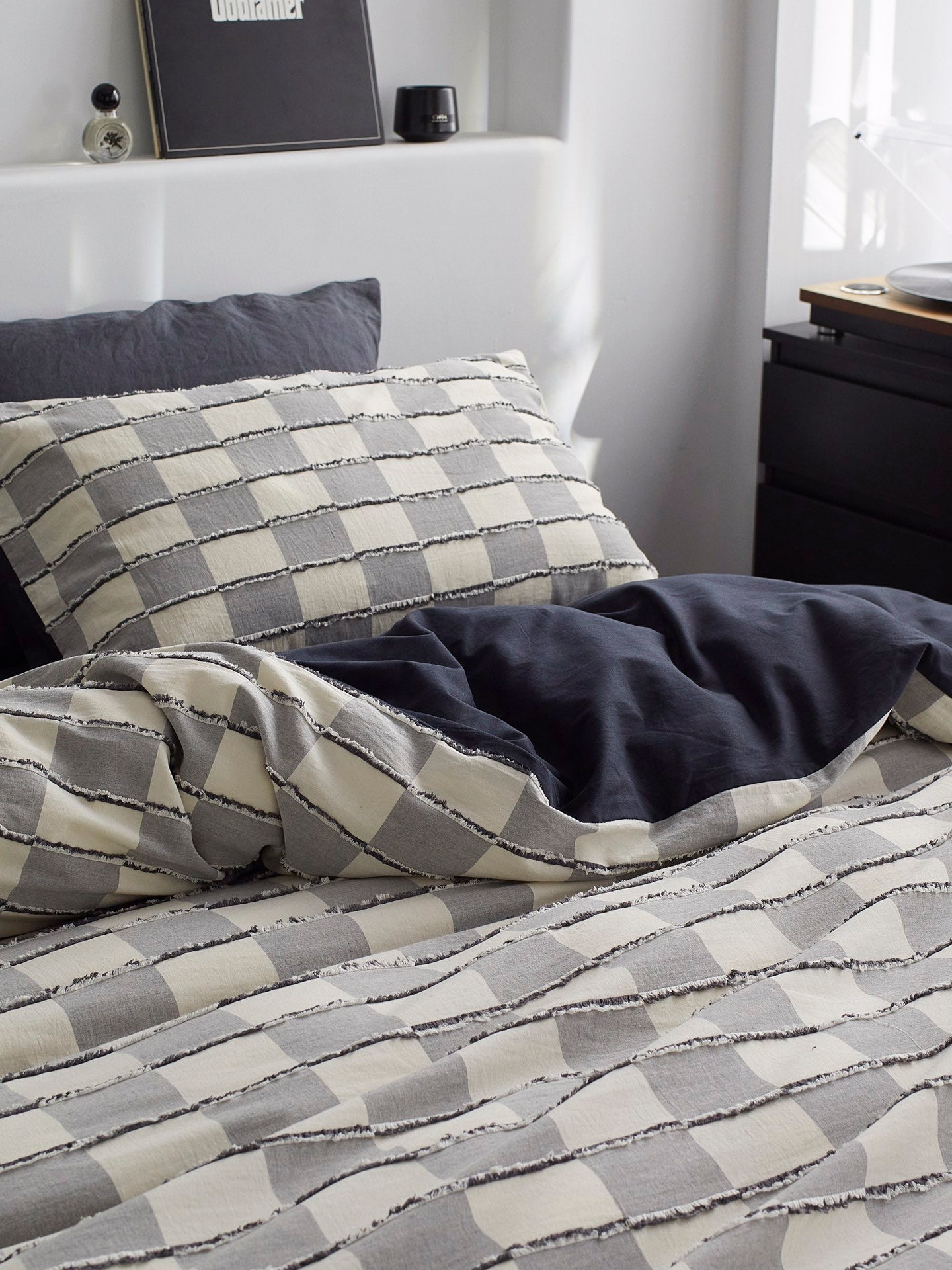 Ashwood Fringe Check Clipped Jacquard Cotton Bedding Set original reference image 2
