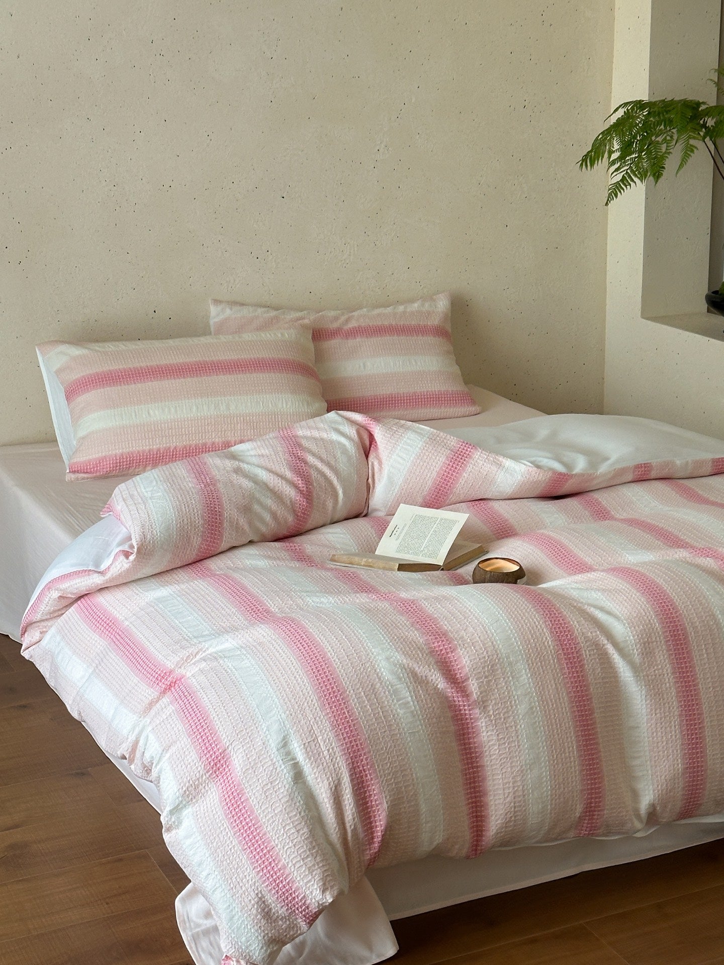 Blush Breeze Jacquard Cotton Bedding Set original reference image 2