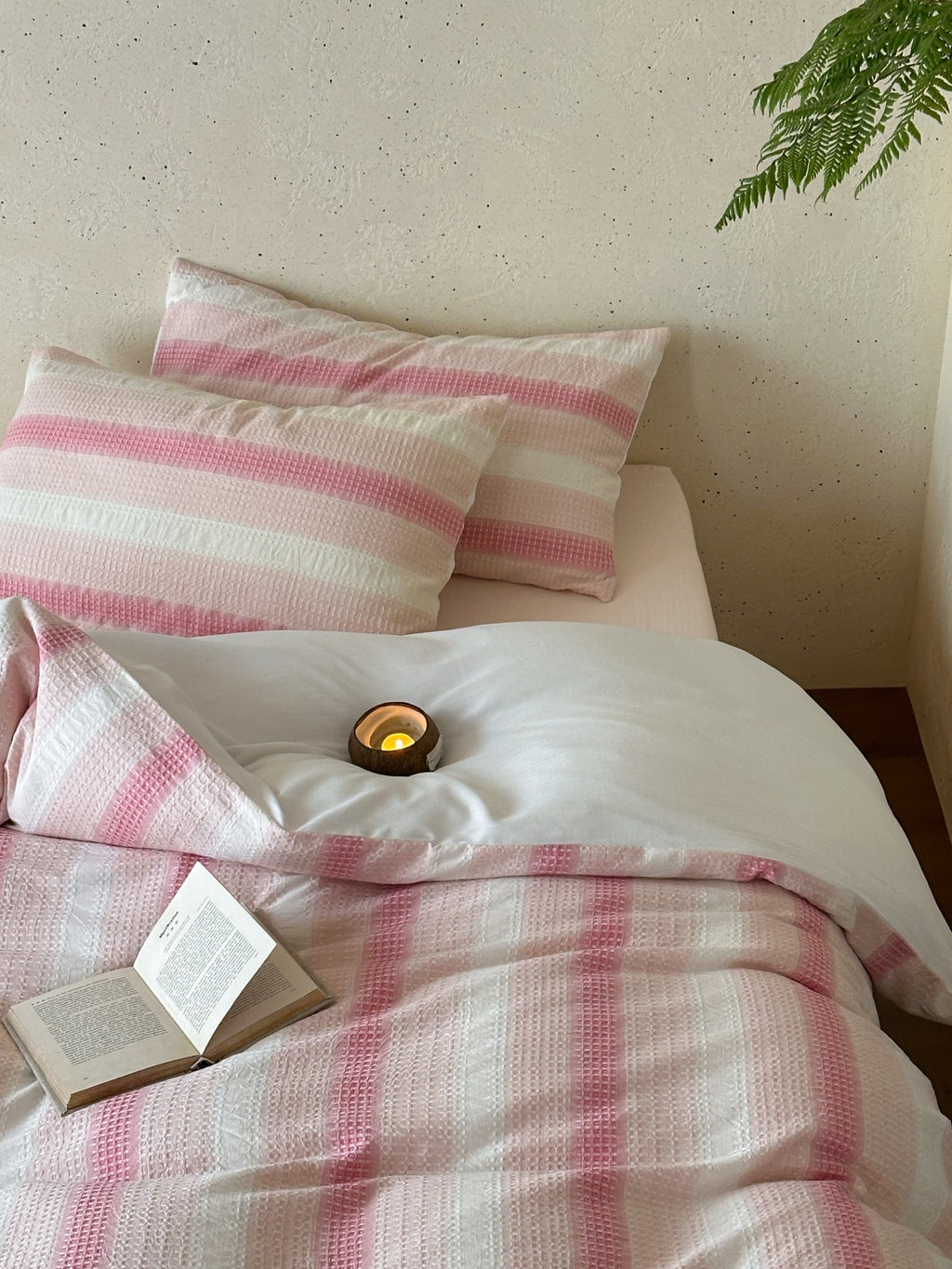 Blush Breeze Jacquard Cotton Bedding Set original reference image 4