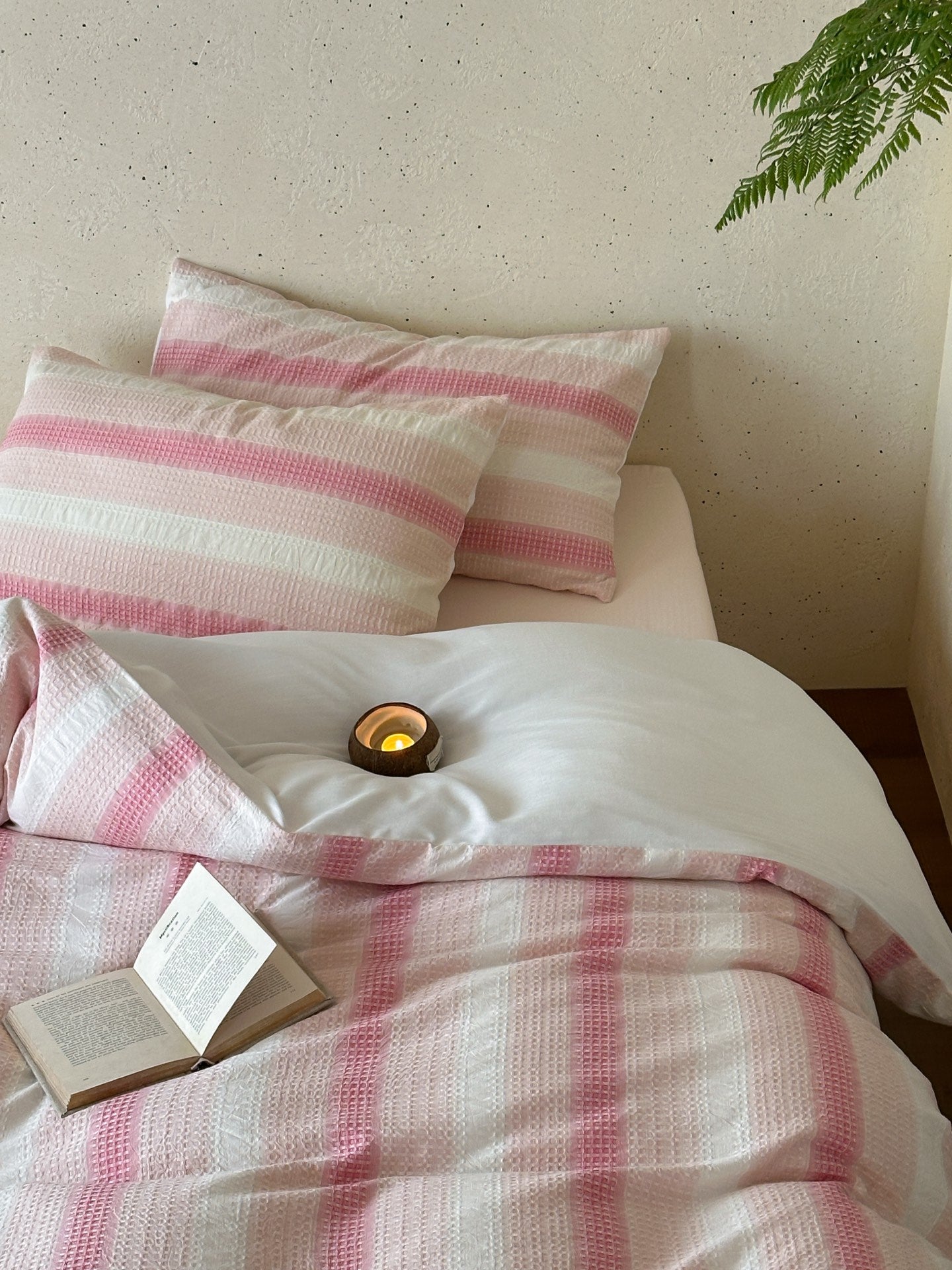Blush Breeze Jacquard Cotton Bedding Set original reference image 4