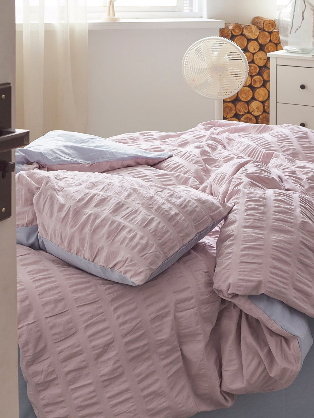Blush Cloud Cotton Seersucker Bedding Set original reference image 4