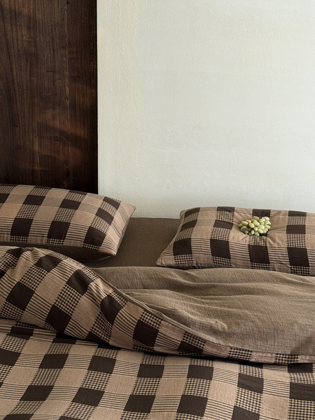Chestnut Gingham Cotton Muslin Bedding Set original reference image 4
