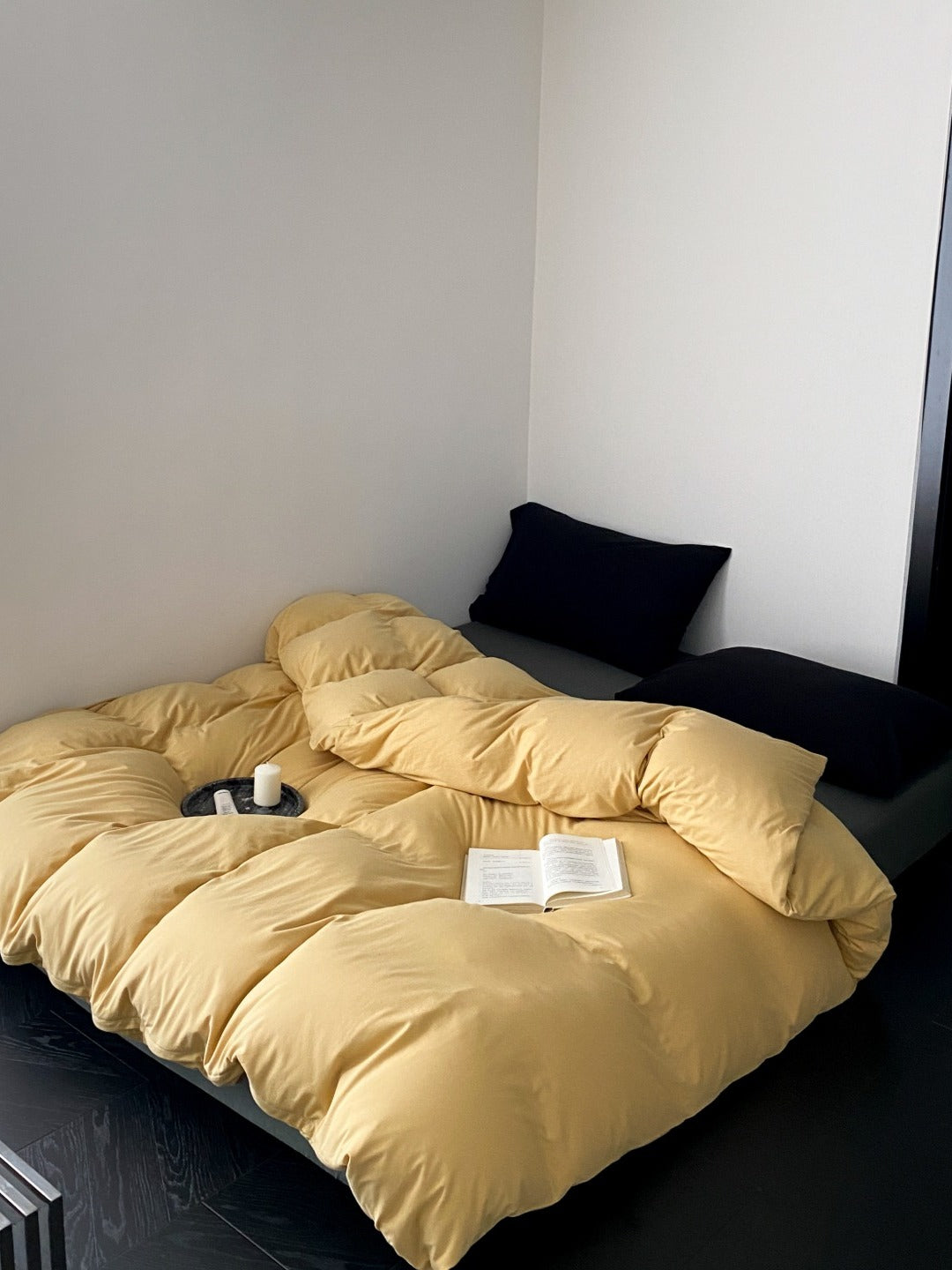 Everyday Contrast Cotton Jersey Bedding Set original reference image 9