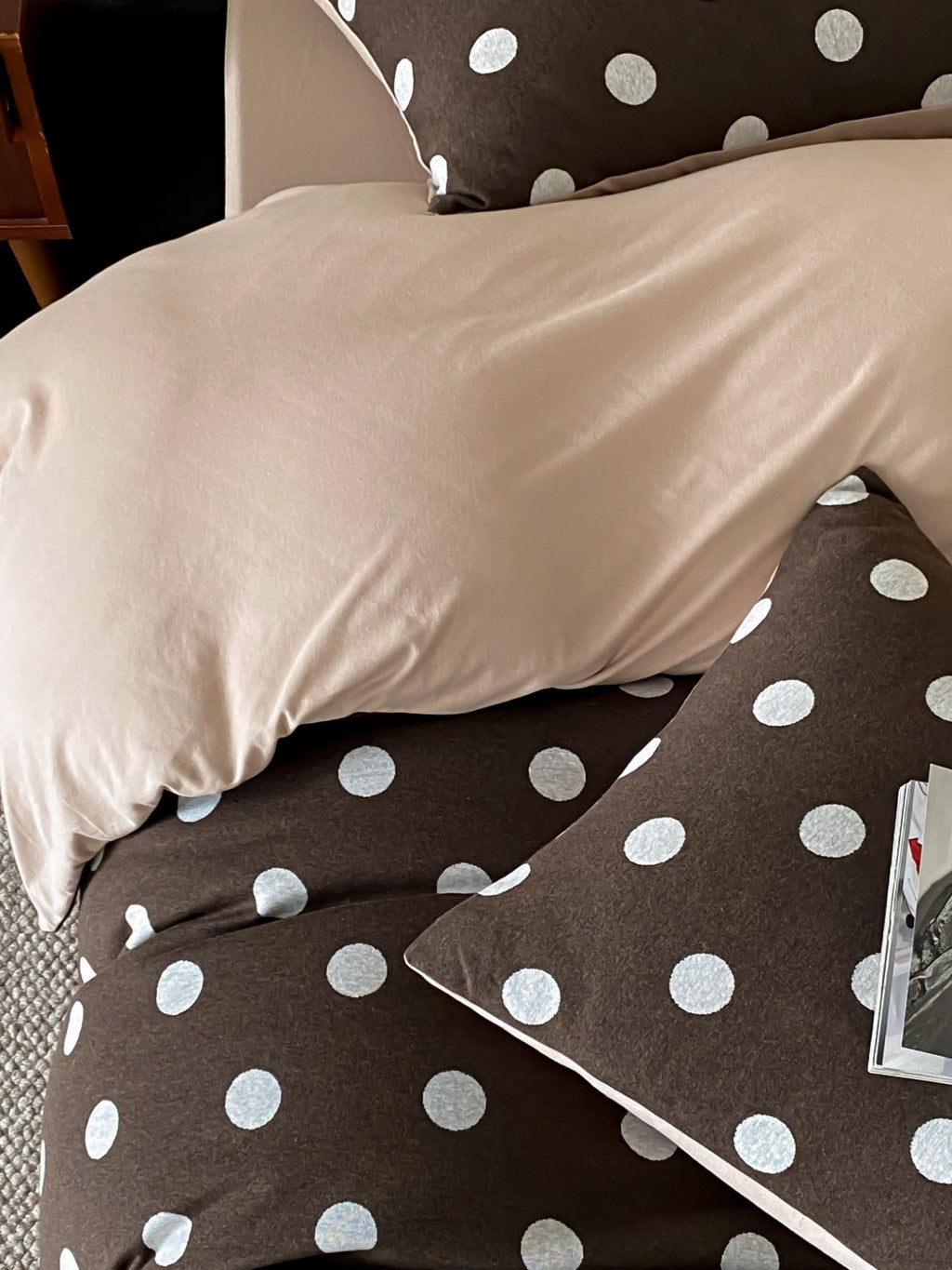 Everyday Dot Cotton Jersey Bedding Set original reference image 14