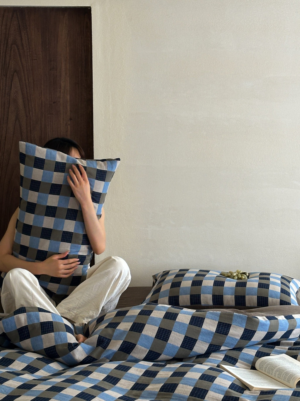 Harbor Gingham Cotton Muslin Bedding Set original reference image 1