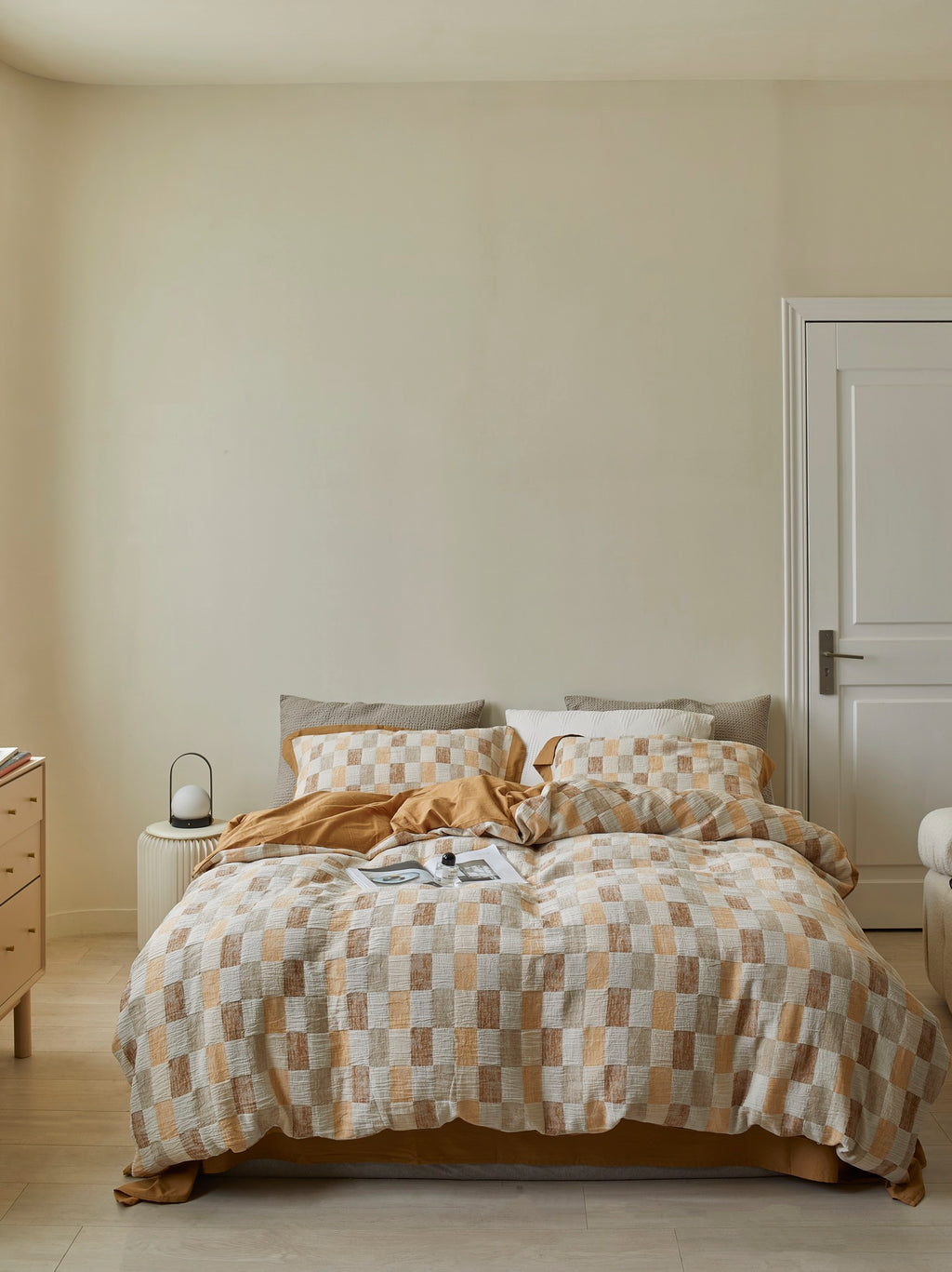 Honey Loft Check Jacquard Cotton Bedding Set original reference image 1