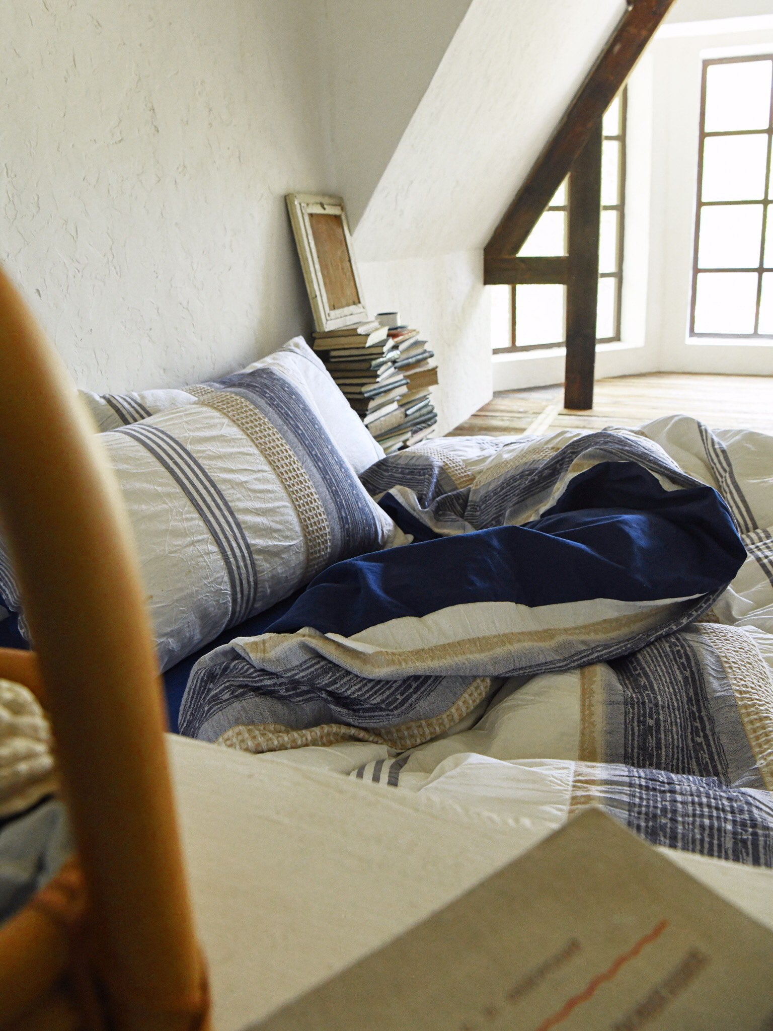 Indigo Heritage Stripe Jacquard Cotton Bedding Set original reference image 5