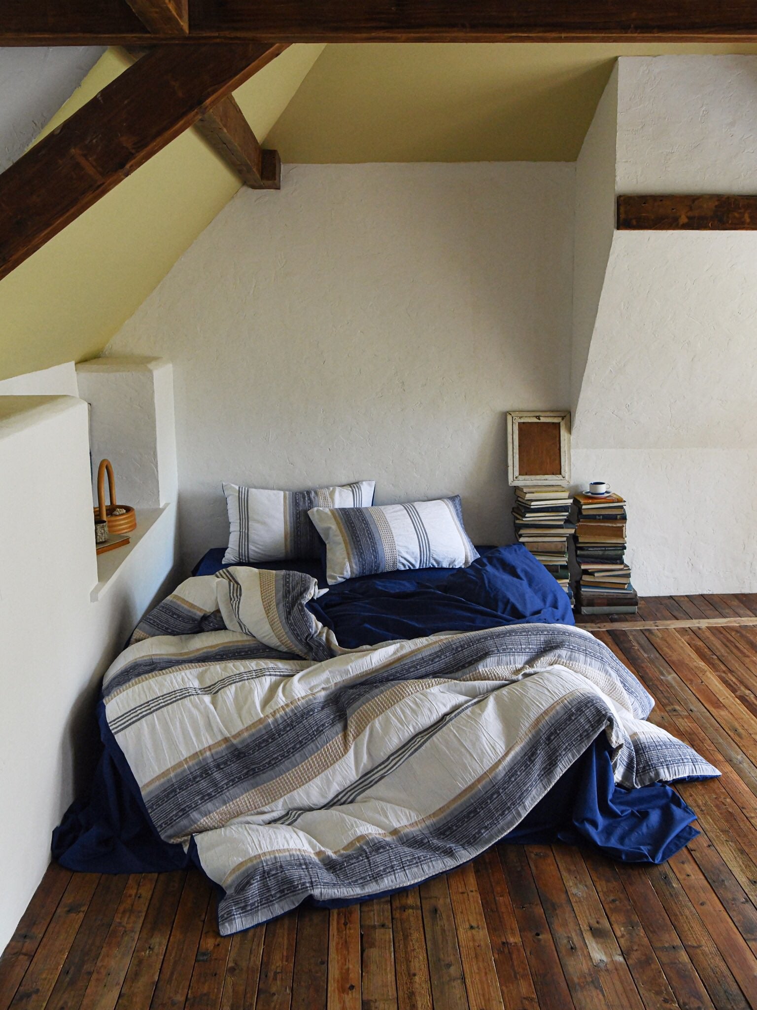 Indigo Heritage Stripe Jacquard Cotton Bedding Set original reference image 7
