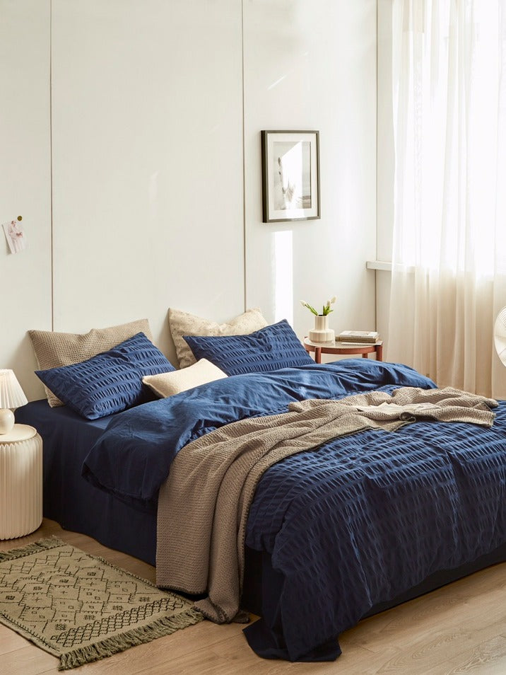Midnight Tide Cotton Seersucker Bedding Set original reference image 2