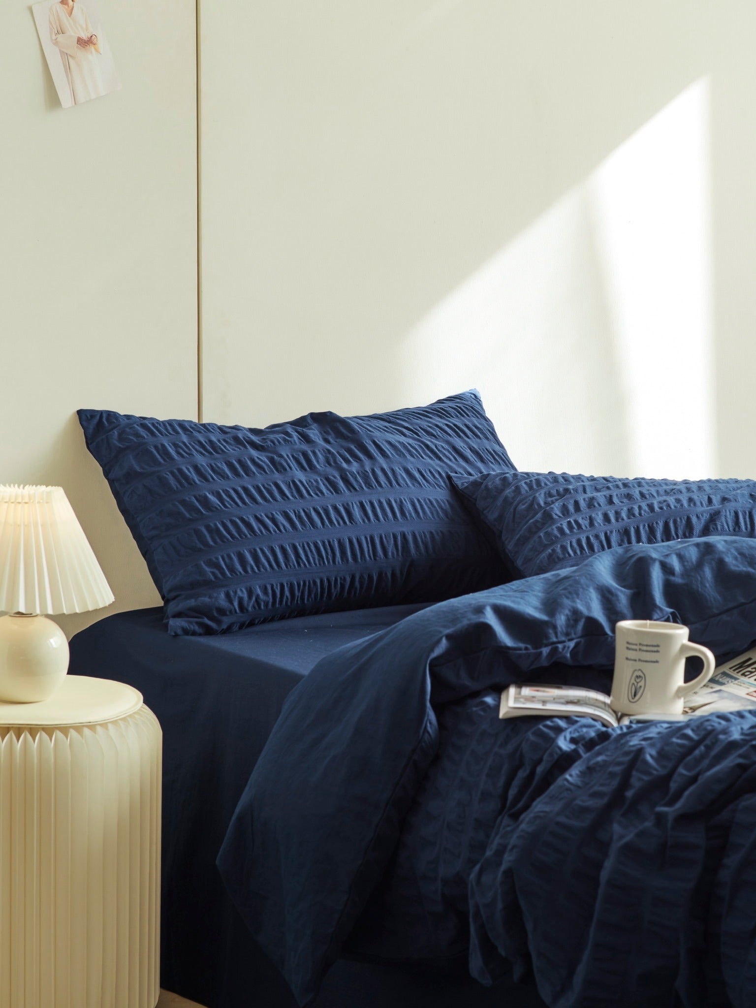 Midnight Tide Cotton Seersucker Bedding Set original reference image 3
