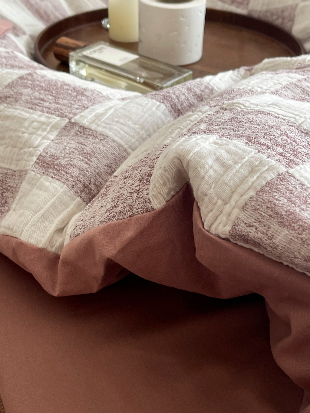 Rose Loft Check Jacquard Cotton Bedding Set original reference image 9