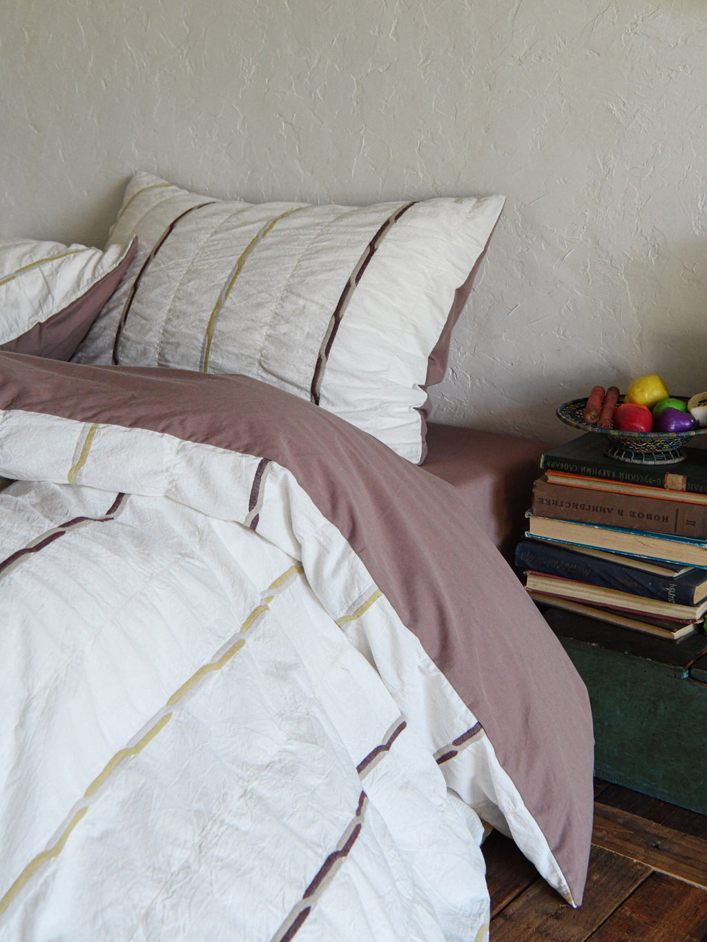 Rosewood Checked Jacquard Cotton Bedding Set original reference image 3