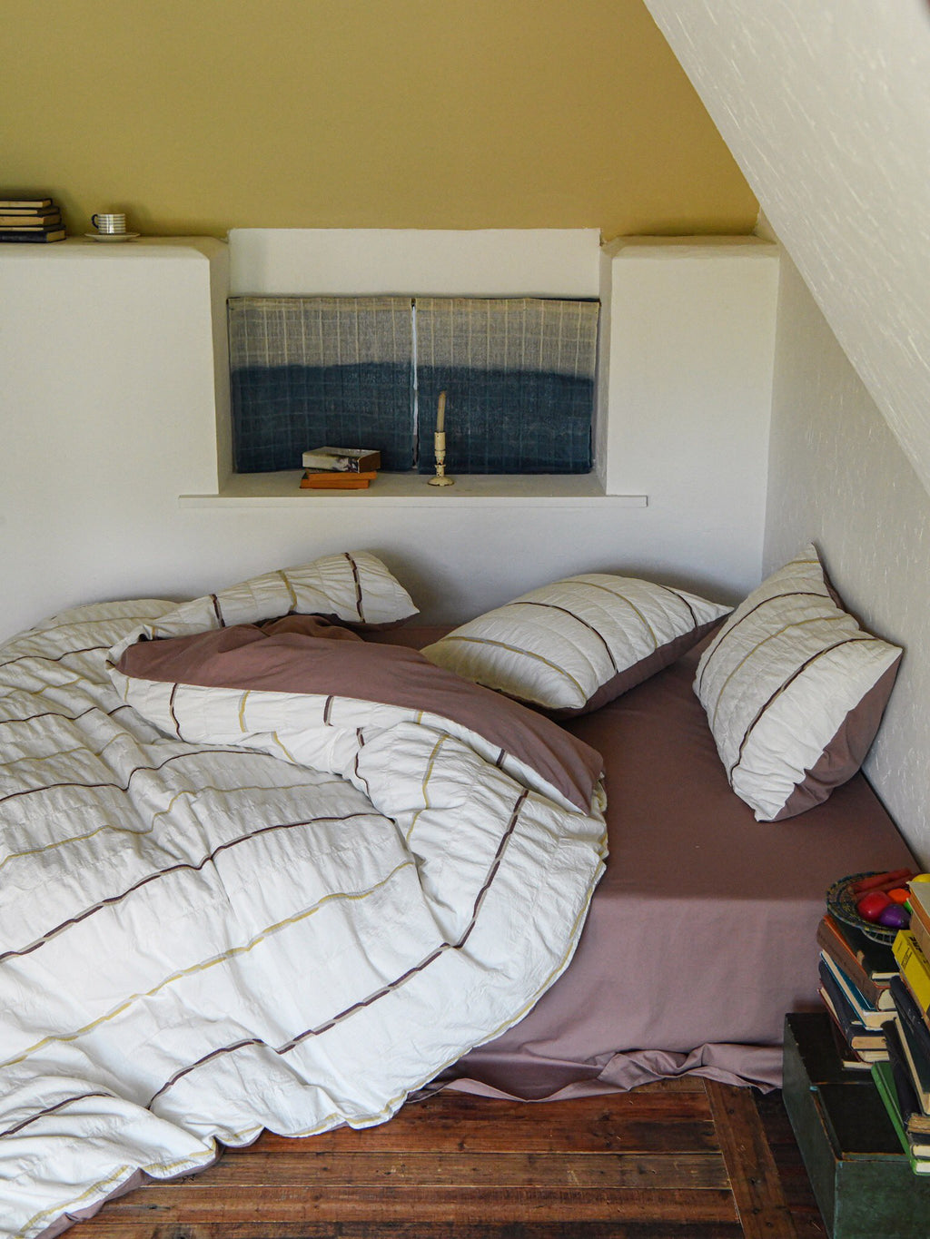 Rosewood Checked Jacquard Cotton Bedding Set original reference image 6
