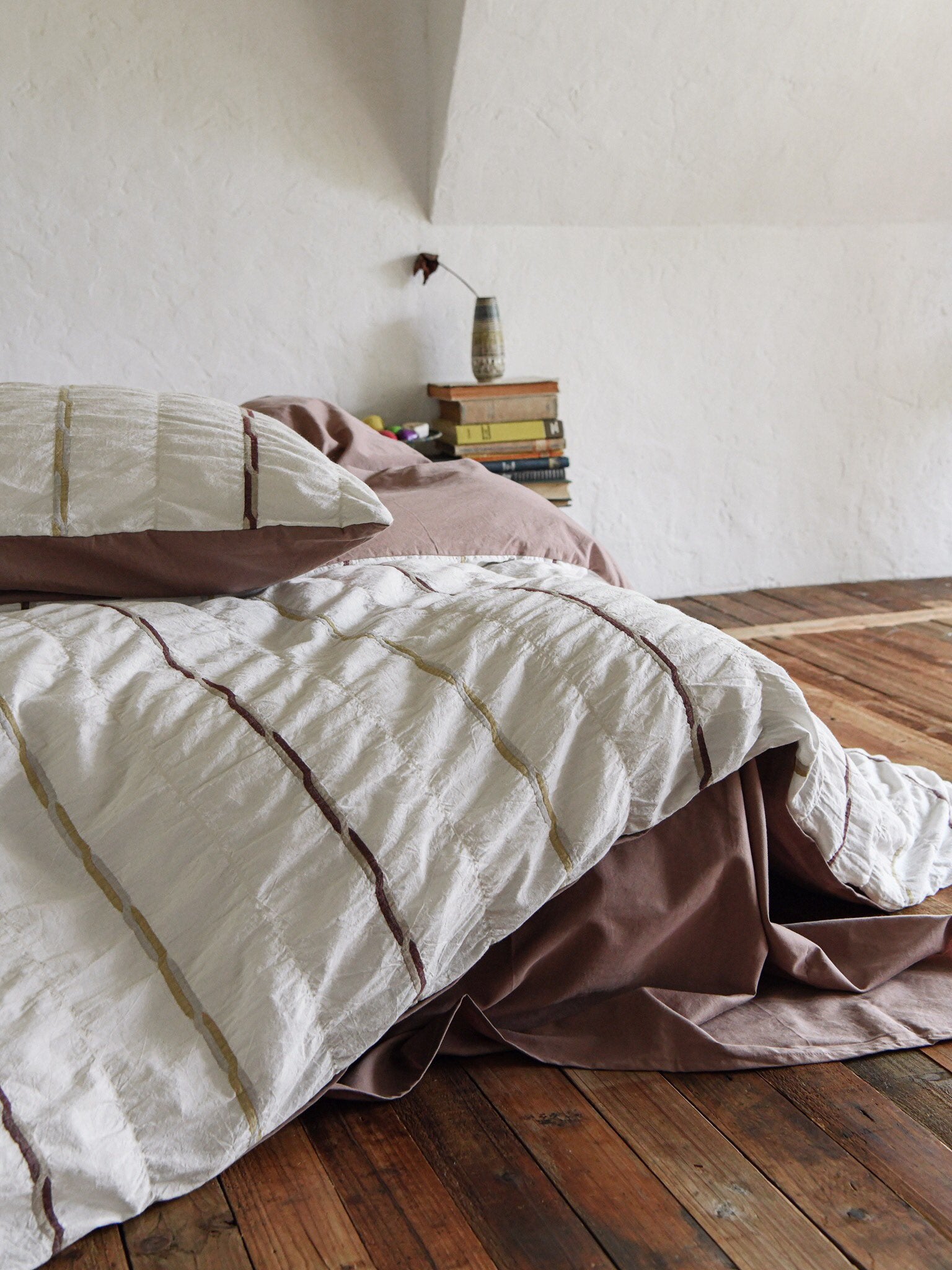 Rosewood Checked Jacquard Cotton Bedding Set original reference image 7