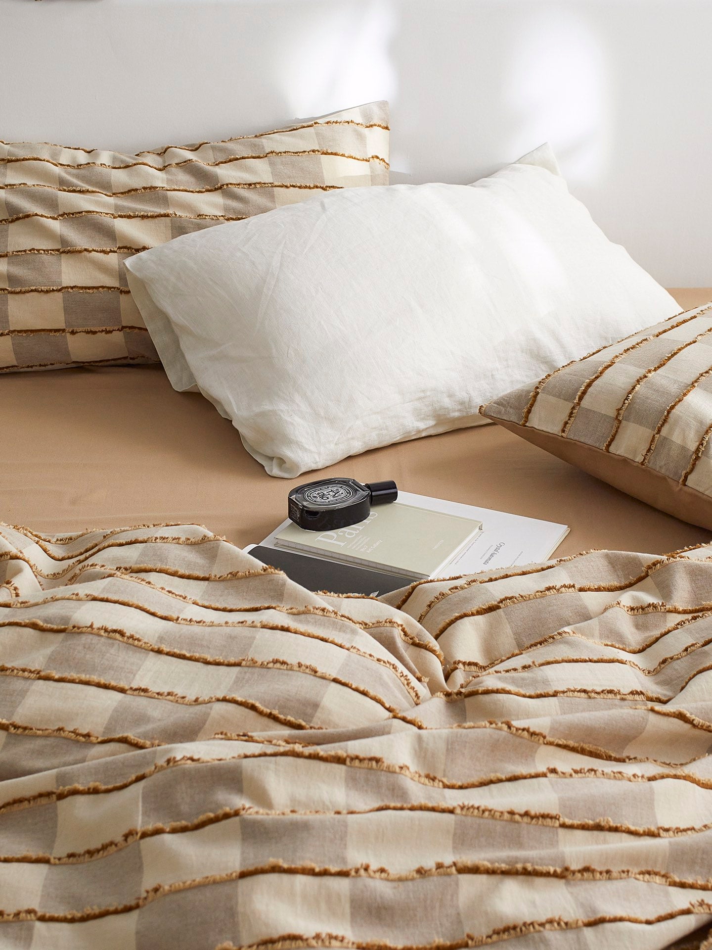 Sandstone Fringe Check Clipped Jacquard Cotton Bedding Set original reference image 5