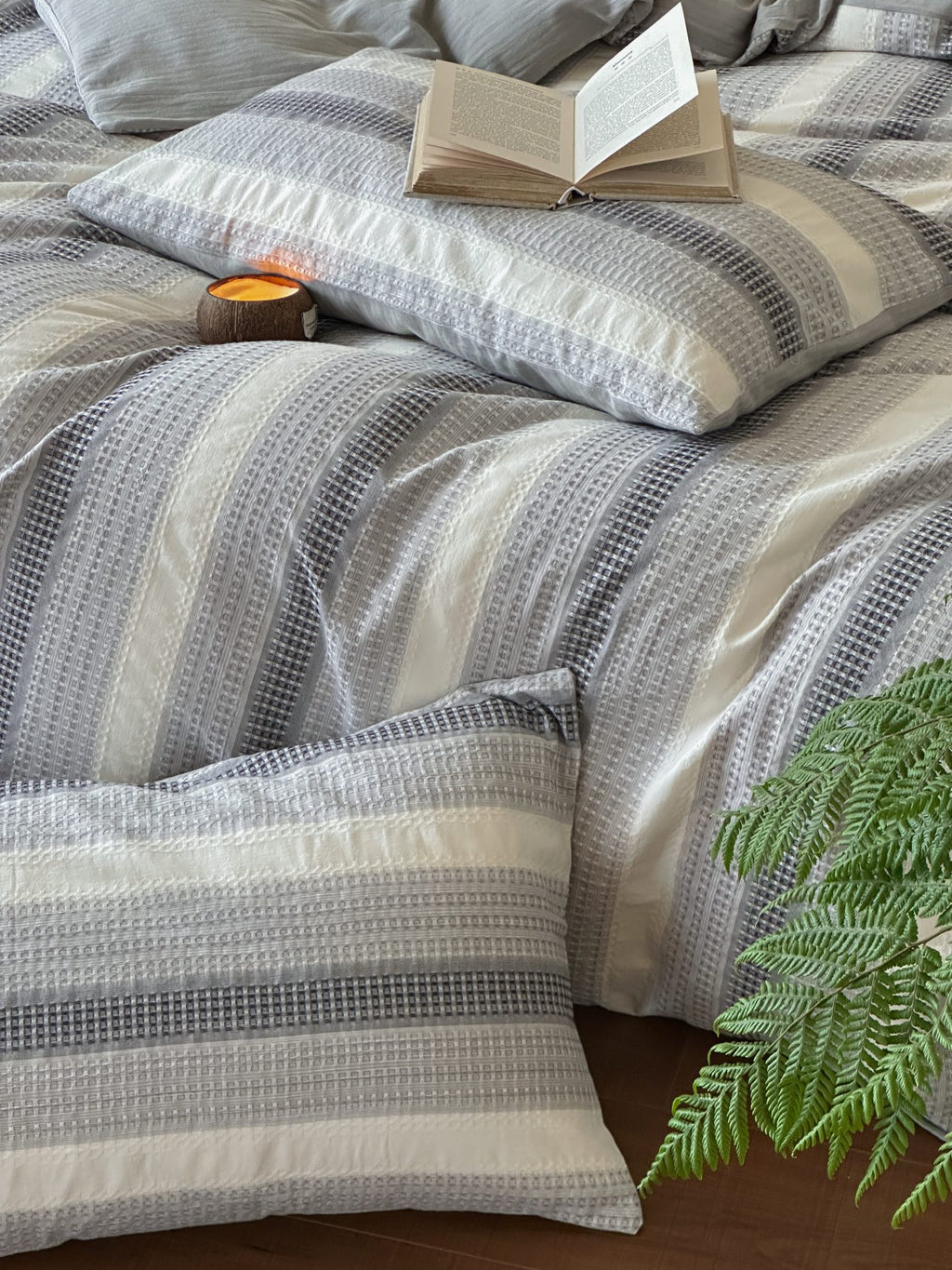 Silver Mist Jacquard Cotton Bedding Set original reference image 8