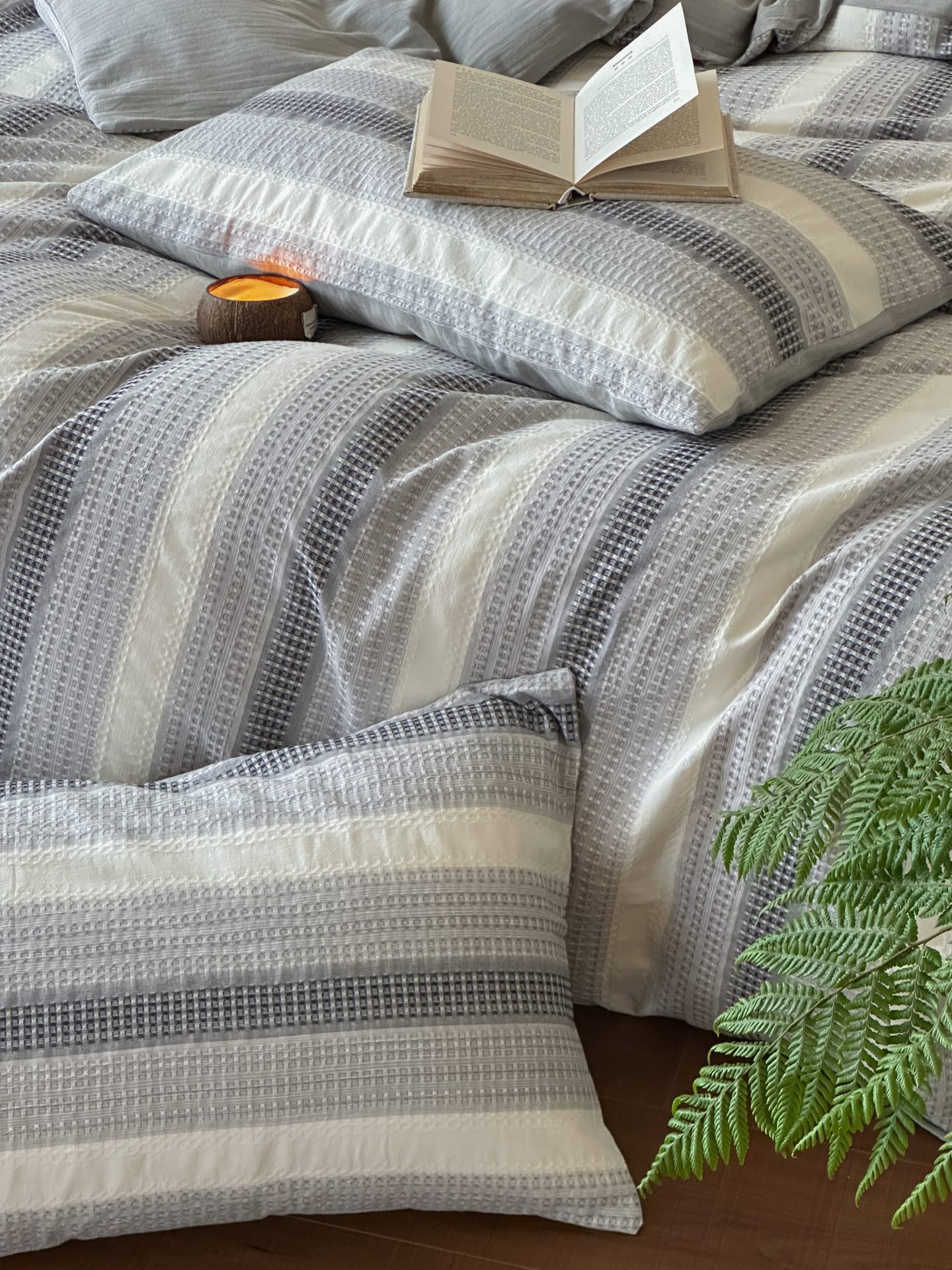 Silver Mist Jacquard Cotton Bedding Set original reference image 8