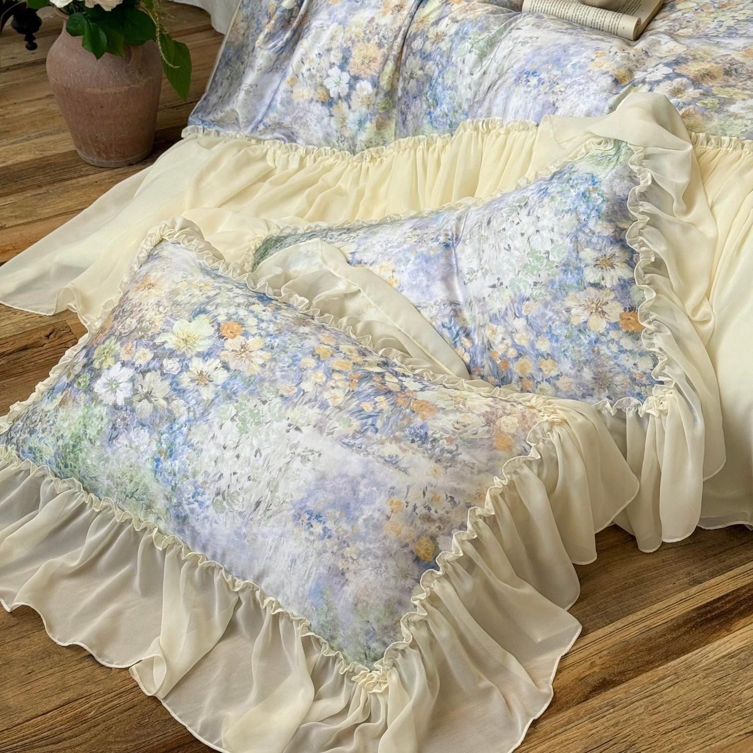Meadow Whisper Ruffle Bedding Set