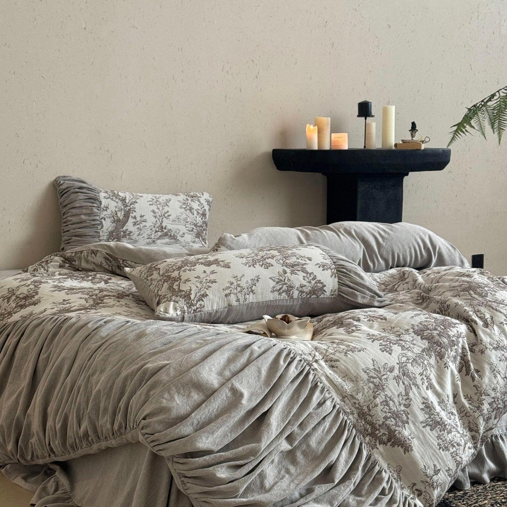 Heritage Meadow Toile Ruched Bedding Set