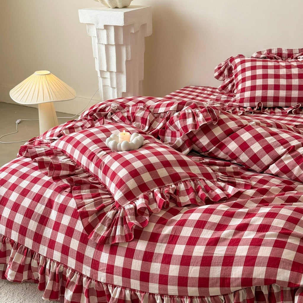 Sweet Gingham Ruffle Bedding