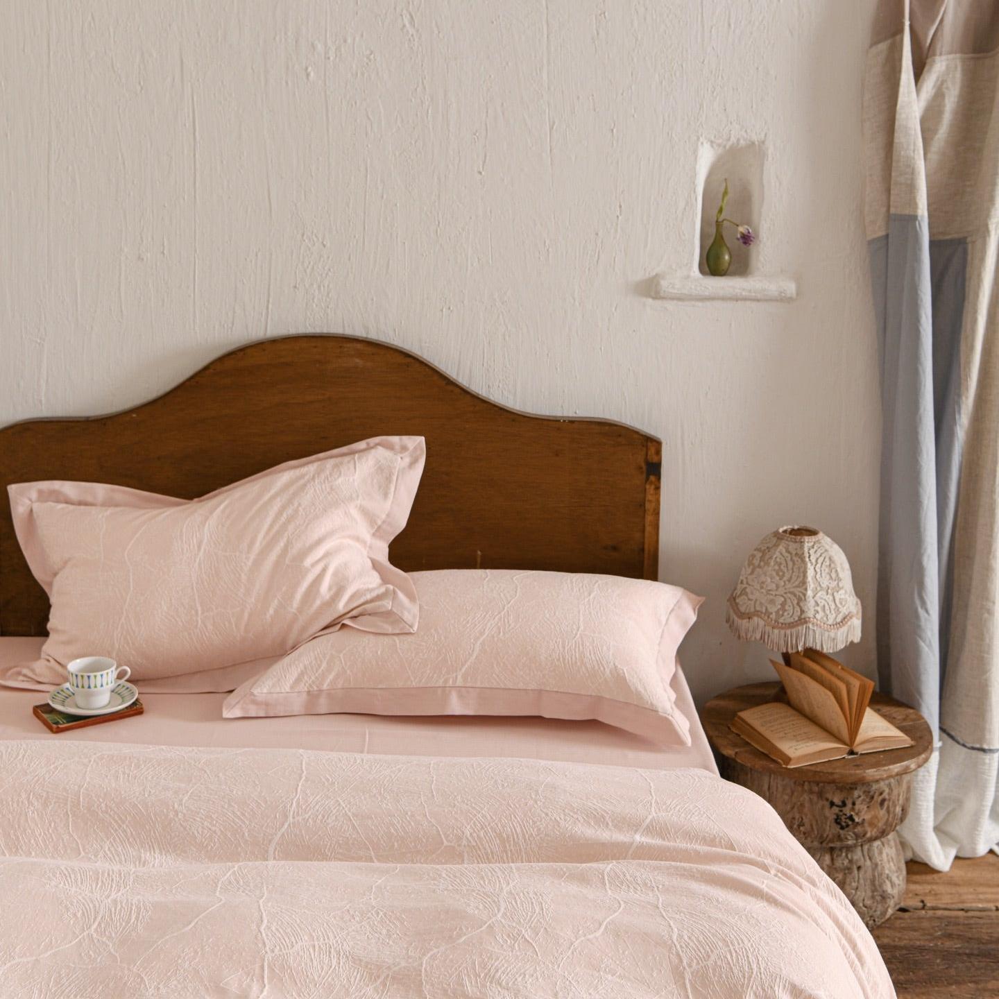 Glacier Vein Jacquard Cotton Bedding Set - Blush Rose