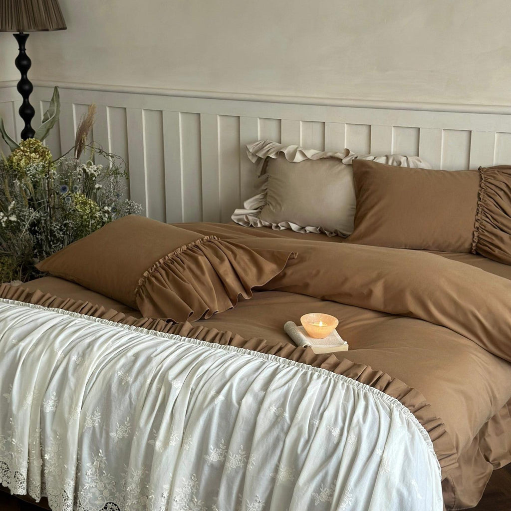Earth-Tone Brushed Sateen Lace Ruffle Bedding Set