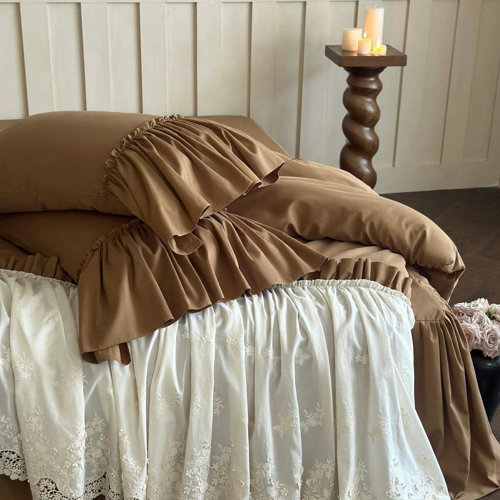 Earth-Tone Brushed Sateen Lace Ruffle Bedding Set